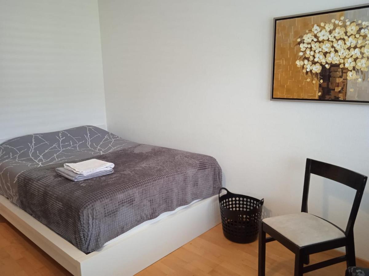 Studio Flat In The Heart Of Zug, Ideal For Solo Travellers Apartment Екстериор снимка